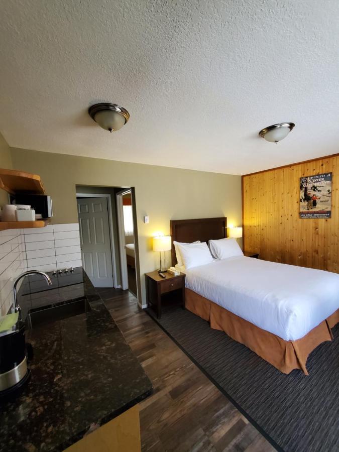 Alpine Inn & Suites Nelson Eksteriør billede