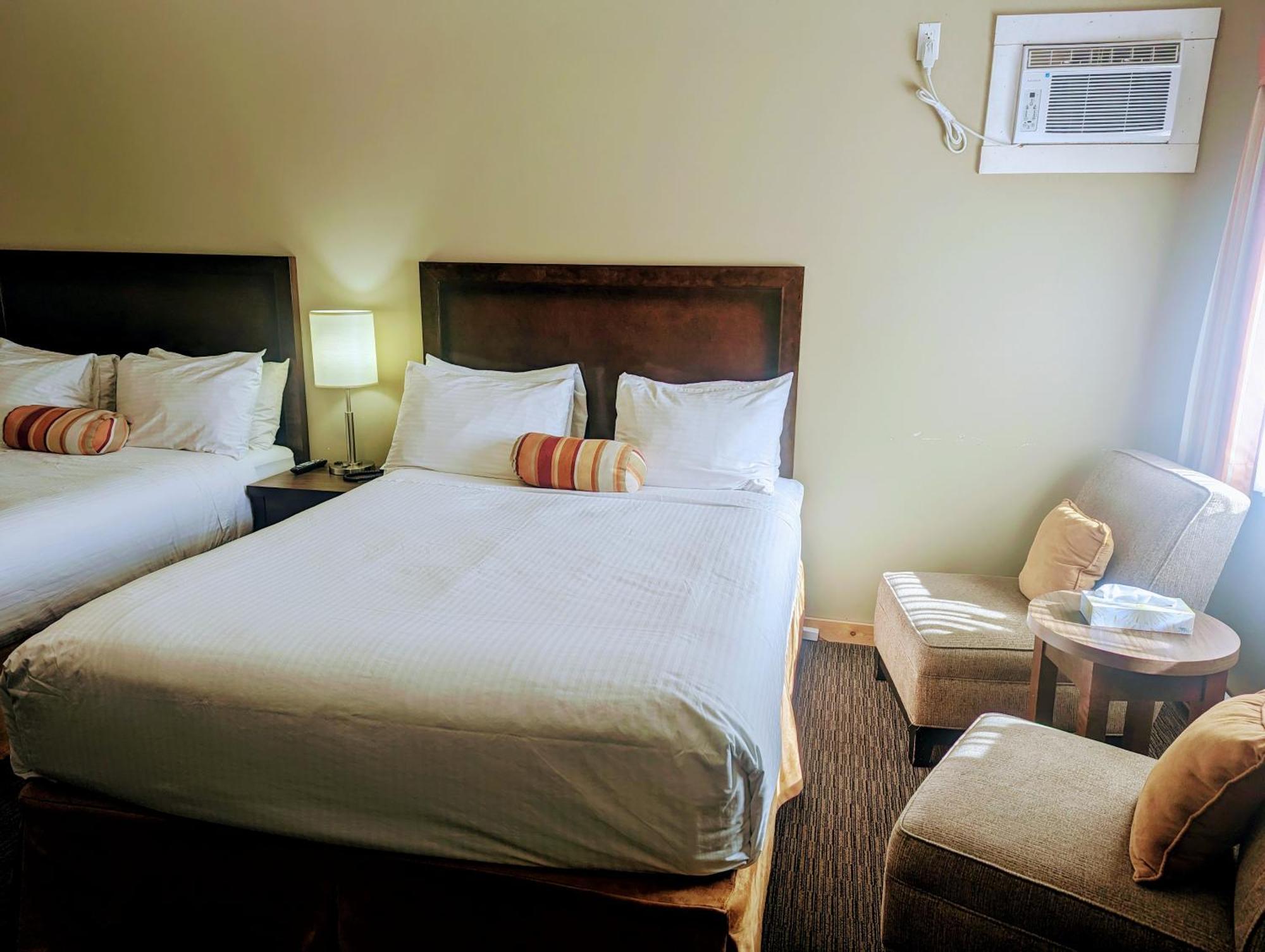 Alpine Inn & Suites Nelson Eksteriør billede