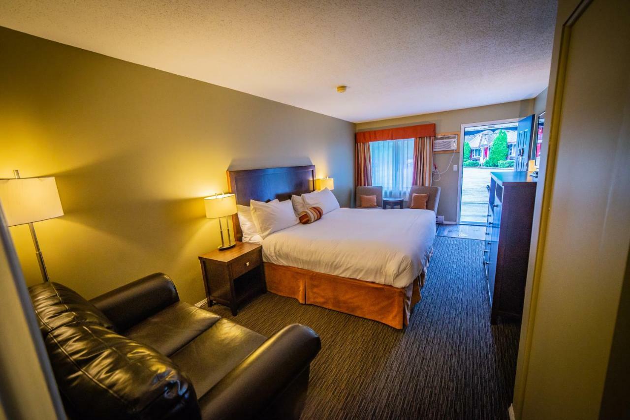 Alpine Inn & Suites Nelson Eksteriør billede