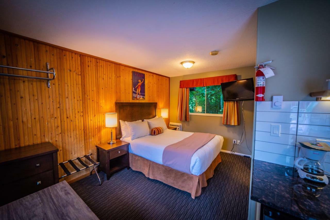 Alpine Inn & Suites Nelson Eksteriør billede
