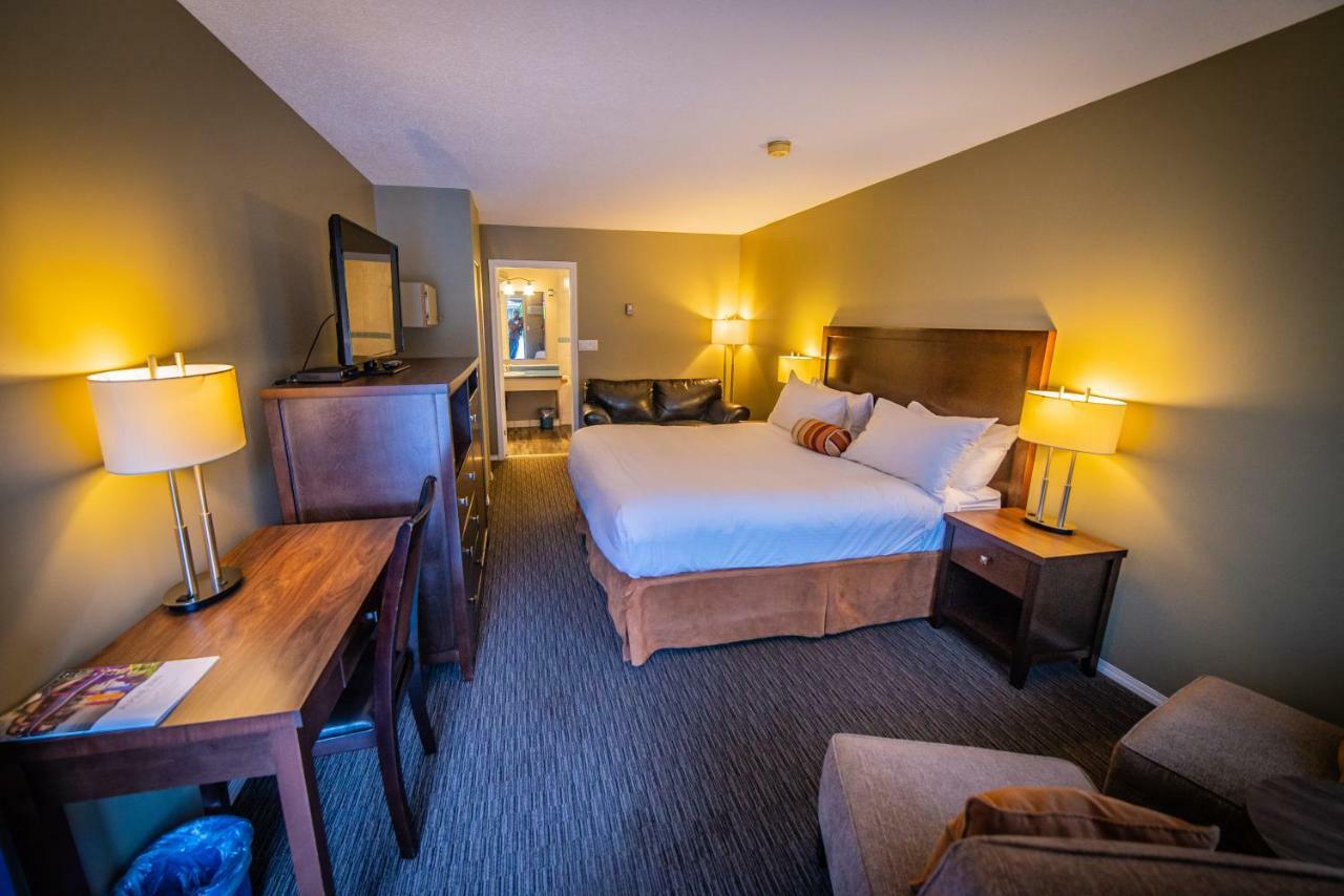 Alpine Inn & Suites Nelson Eksteriør billede