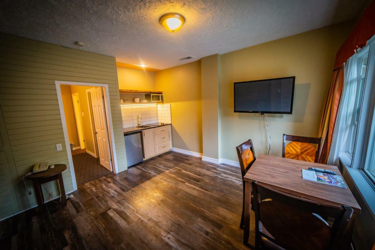 Alpine Inn & Suites Nelson Eksteriør billede