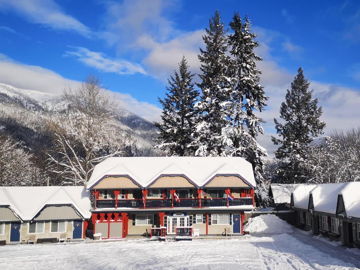 Alpine Inn & Suites Nelson Eksteriør billede